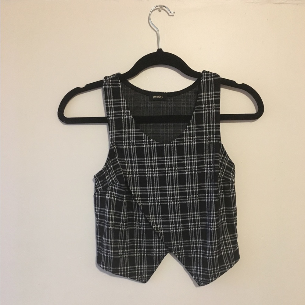 Plaid crop top!!